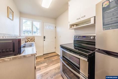 1933 NW Harbor Avenue Lincoln City OR 97367-9999