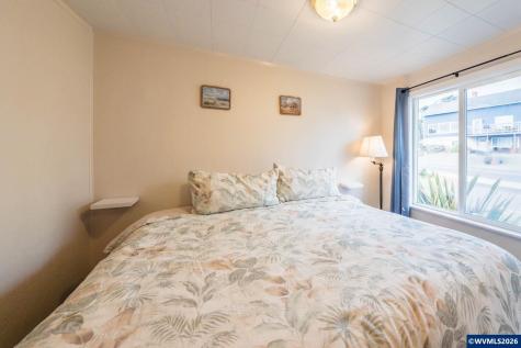 1933 NW Harbor Avenue Lincoln City OR 97367-9999