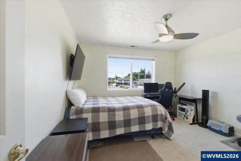 1290 Prairie Grass Avenue NE Keizer OR 97303