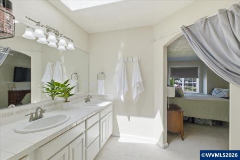 1290 Prairie Grass Avenue NE Keizer OR 97303