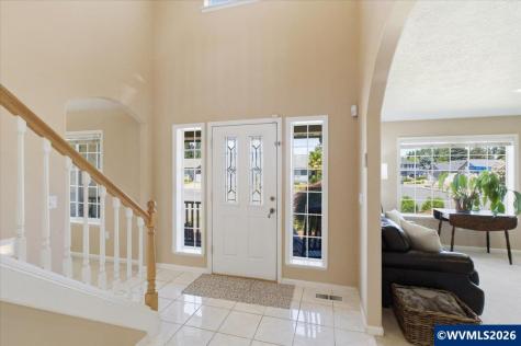 1290 Prairie Grass Avenue NE Keizer OR 97303