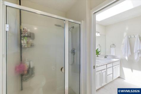 1290 Prairie Grass Avenue NE Keizer OR 97303