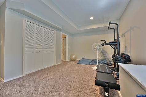 4227 Cloudview Drive S Salem OR 97302