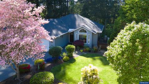 4227 Cloudview Drive S Salem OR 97302