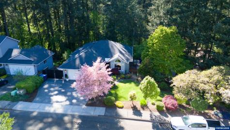 4227 Cloudview Drive S Salem OR 97302