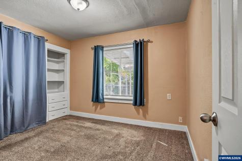 565 25th Street SE Salem OR 97301