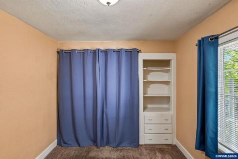 565 25th Street SE Salem OR 97301