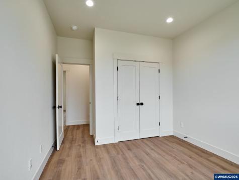 1281 Brown Street Woodburn OR 97071