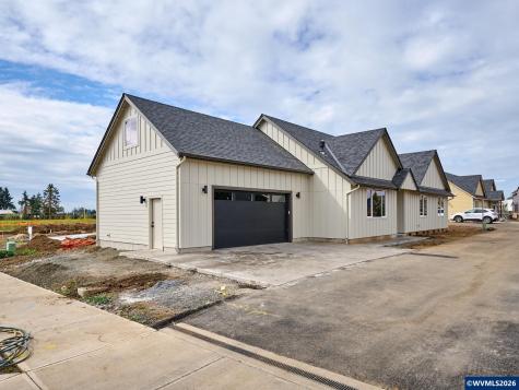 1281 Brown Street Woodburn OR 97071