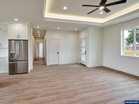 1281 Brown Street Woodburn OR 97071