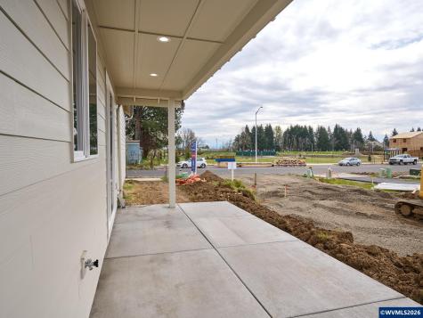 1281 Brown Street Woodburn OR 97071