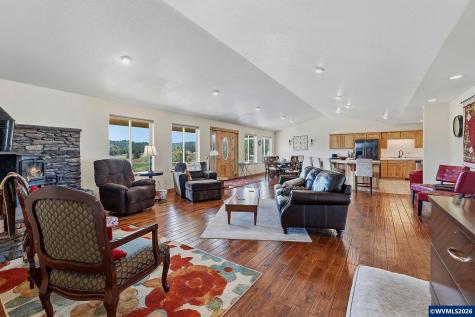 41221 SE Van Lake Road Prineville OR 97754
