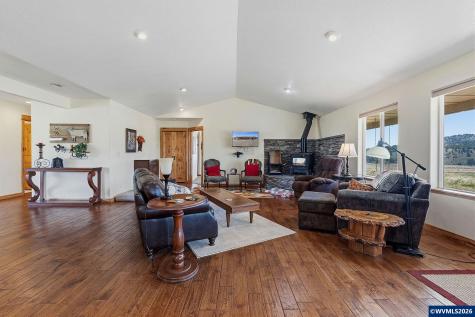 41221 SE Van Lake Road Prineville OR 97754