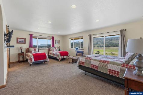 41221 SE Van Lake Road Prineville OR 97754