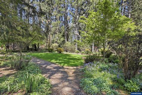969 NW Camellia Drive Corvallis OR 97330