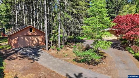 969 NW Camellia Drive Corvallis OR 97330