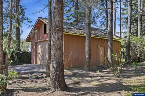 969 NW Camellia Drive Corvallis OR 97330