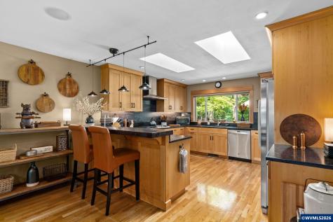 895 NW Carpathian Drive Corvallis OR 97330