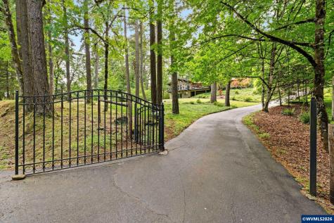 895 NW Carpathian Drive Corvallis OR 97330