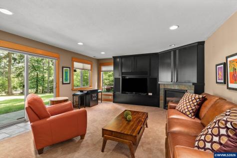895 NW Carpathian Drive Corvallis OR 97330