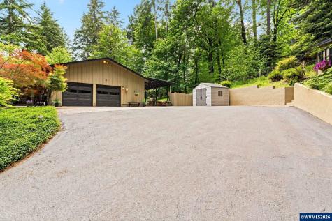 895 NW Carpathian Drive Corvallis OR 97330