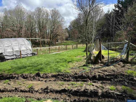 26622 Fudge Road Alsea OR 97324