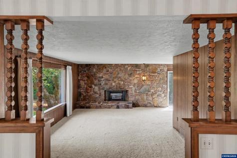 11874 Hazelgreen Road NE Silverton OR 97381