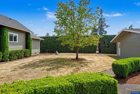 11874 Hazelgreen Road NE Silverton OR 97381