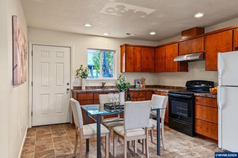 2645 Evergreen Court NE Salem OR 97301