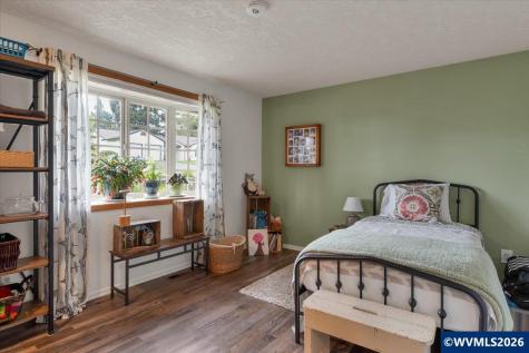 5240 Chapman Street S Salem OR 97306