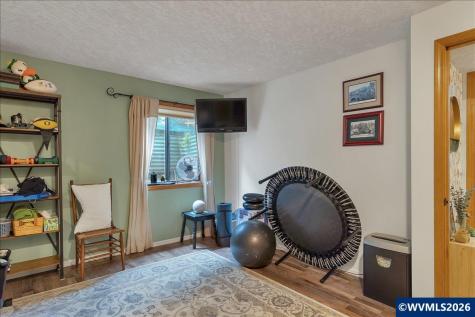 5240 Chapman Street S Salem OR 97306