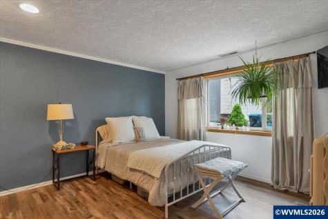 5240 Chapman Street S Salem OR 97306