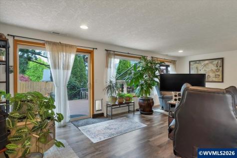 5240 Chapman Street S Salem OR 97306