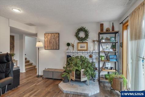 5240 Chapman Street S Salem OR 97306