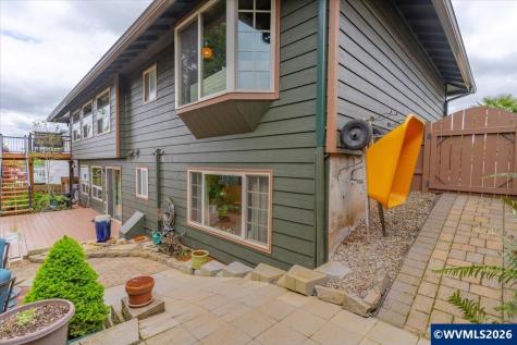 5240 Chapman Street S Salem OR 97306