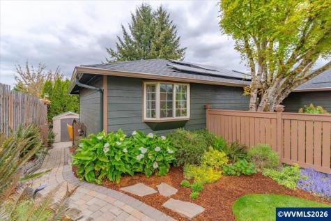 5240 Chapman Street S Salem OR 97306