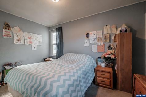 1248 1st Avenue Sweet Home OR 97386