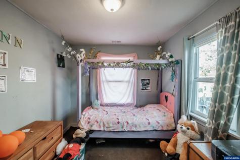 1248 1st Avenue Sweet Home OR 97386