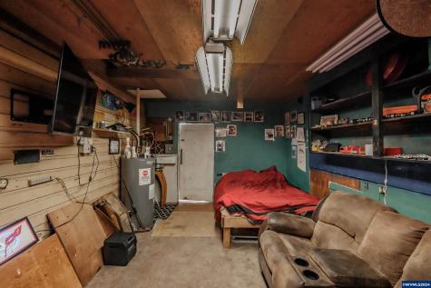 1248 1st Avenue Sweet Home OR 97386