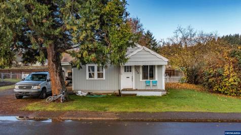 1248 1st Avenue Sweet Home OR 97386