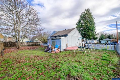 1248 1st Avenue Sweet Home OR 97386