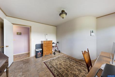 693 SW Hayter Street Dallas OR 97338