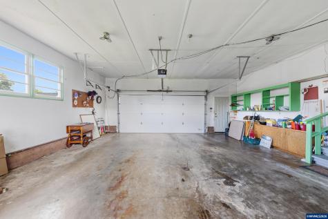 693 SW Hayter Street Dallas OR 97338