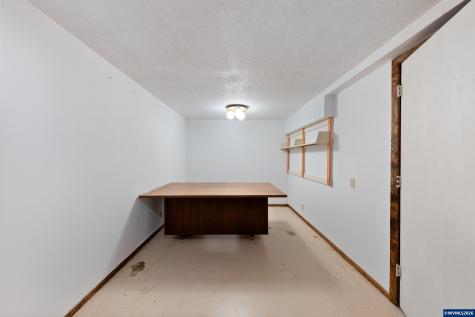 693 SW Hayter Street Dallas OR 97338