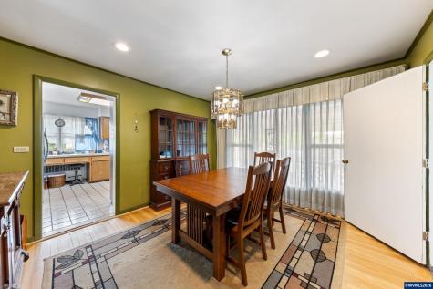 693 SW Hayter Street Dallas OR 97338