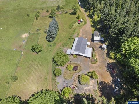 3543 Crooked Finger Road NE Scotts Mills OR 97375