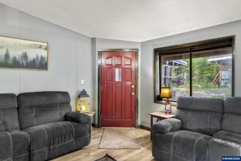 3543 Crooked Finger Road NE Scotts Mills OR 97375