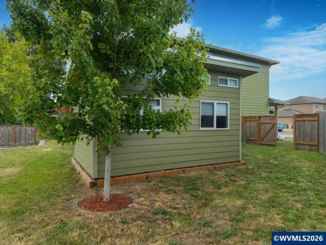 1978 Lyon Street SW Albany OR 97322