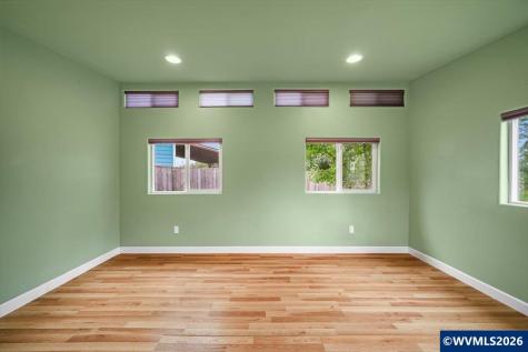 1978 Lyon Street SW Albany OR 97322