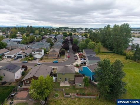 1978 Lyon Street SW Albany OR 97322
